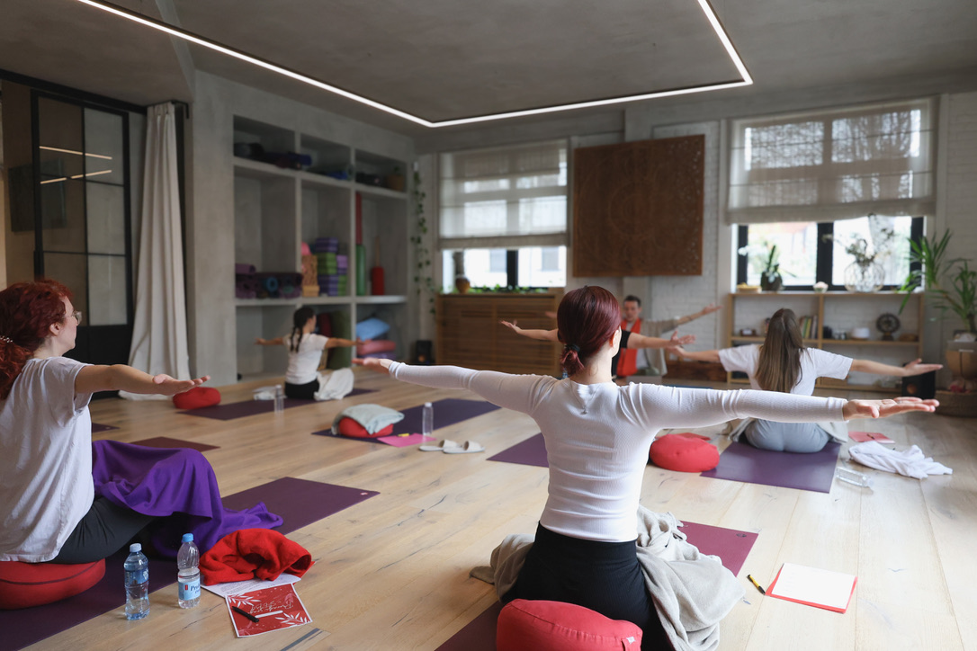 Kundalini Yoga class